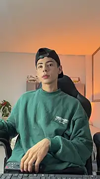 Sebastian Reed online show from 22, 2, 2026