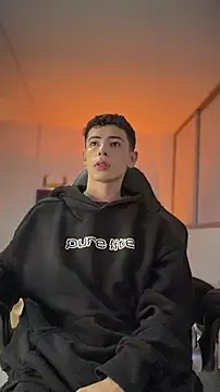 Sebastian Reed online show from 7, 3, 2026