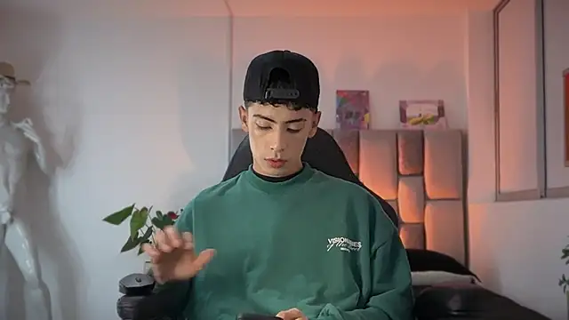 Sebastian Reed online show from 1, 3, 2026