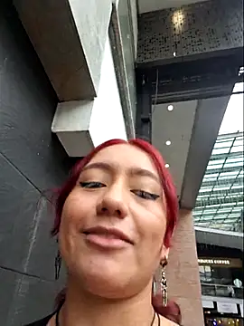 Snapshot of Eveelyn25_ chatting on 26, 10, 2025 Eveelyn25  online show from 26, 10, 2025