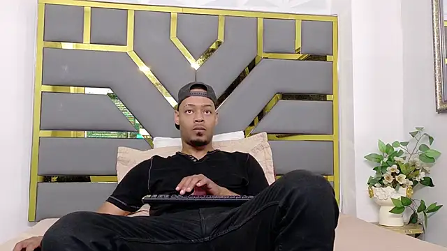 Neytanmalcon online show from 4, 12, 2025