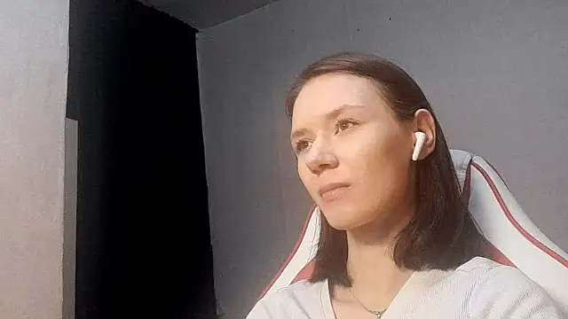 Snapshot of KarrenPurse chatting on 23, 10, 2025 KarrenPurse online show from 23, 10, 2025
