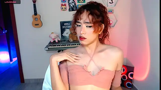 AdelineEsposito online show from 26, 3, 2026