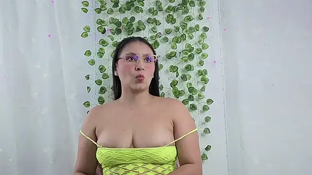 Ambermuse7 online show from 9, 4, 2026