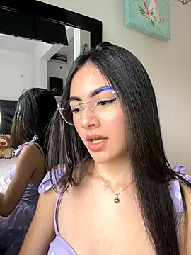 IslaCole online show from 13, 11, 2025