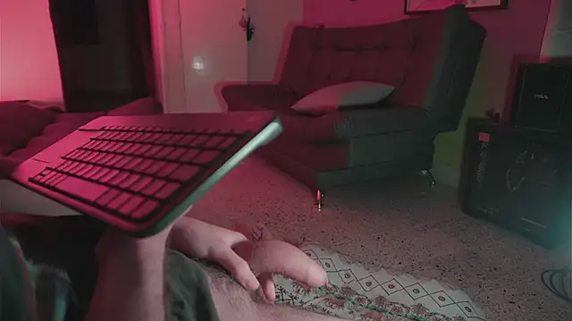 Snapshot of dan_and_daya chatting on 8, 2, 2026 dan and daya online show from 8, 2, 2026