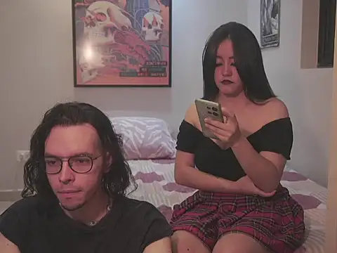 Snapshot of dan_and_daya chatting on 28, 10, 2025 dan and daya online show from 28, 10, 2025