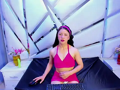 JulietaDiamond online show from 12, 11, 2025