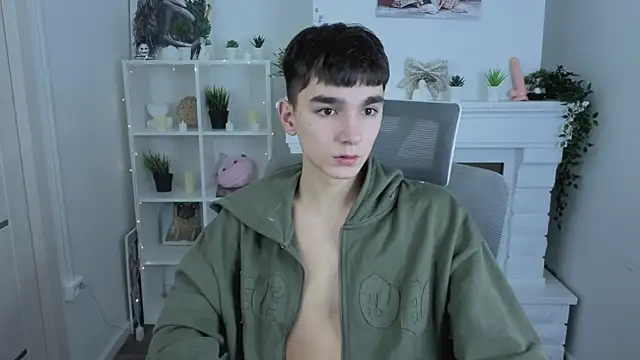 Snapshot of YamiTwink chatting on 30, 11, 2025 YamiTwink online show from 30, 11, 2025