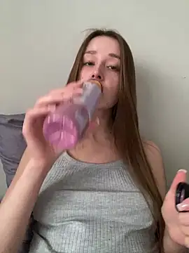 Angel hotyy online show from 26, 3, 2026