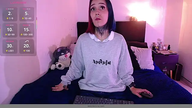 SharonSalazar online show from 14, 11, 2025