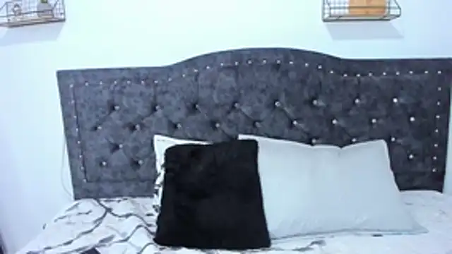 Mia rous69 online show from 23, 10, 2025