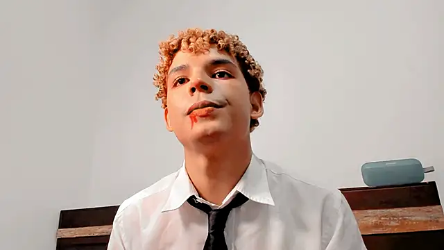 Snapshot of Daark_Eros chatting on 27, 10, 2025 Daark Eros online show from 27, 10, 2025