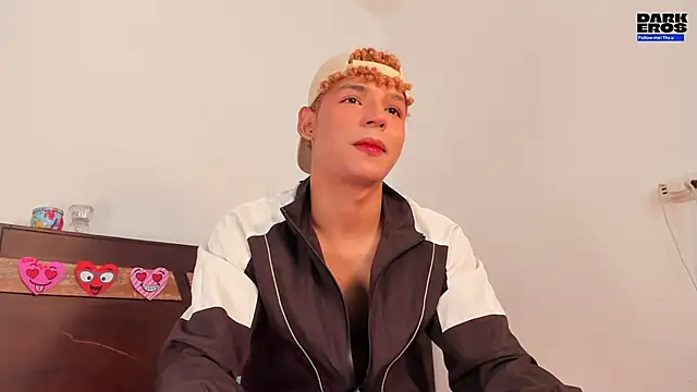 Daark Eros online show from 6, 3, 2026