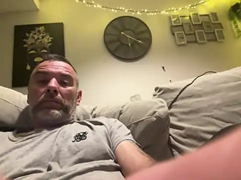 Snapshot of plymouthlad82 chatting on 6, 5, 2026 plymouthlad82 online show from 6, 5, 2026