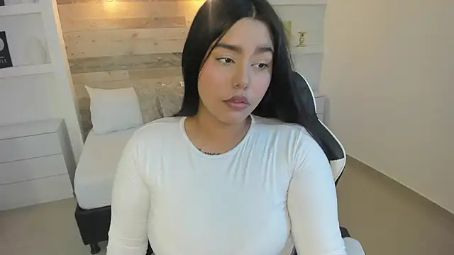 Snapshot of adrianna_rosse chatting on 29, 10, 2025 adrianna rosse online show from 29, 10, 2025