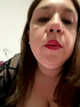 Rheetnena1 online show from 5, 11, 2025