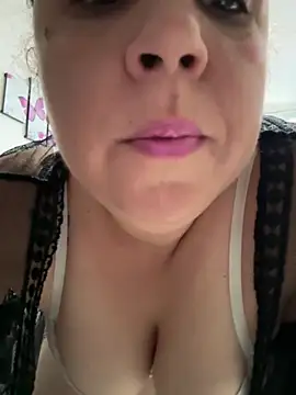 Rheetnena1 online show from 4, 2, 2026