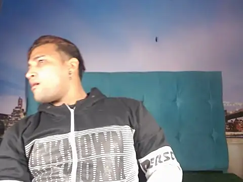RobertLatin18 online show from 23, 10, 2025