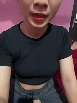 Snapshot of Minaeruei chatting on 8, 5, 2026 Minaeruei online show from 8, 5, 2026