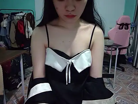 May2k2 online show from 1, 11, 2025