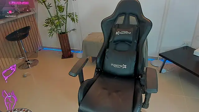 JessicaPratt online show from 11, 10, 2025