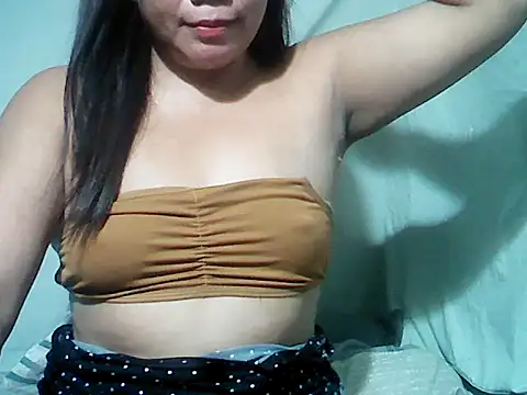 Snapshot of lady_pam2025 chatting on 1, 8, 2026 lady pam2025 online show from 1, 8, 2026