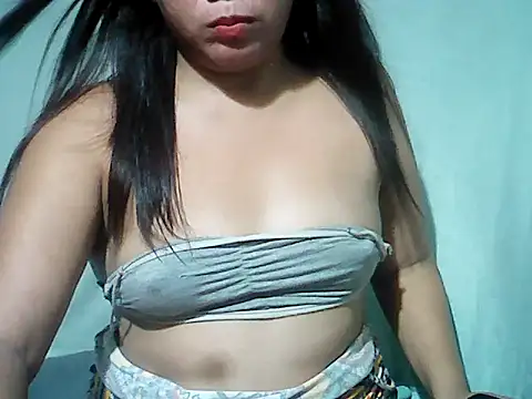 Snapshot of lady_pam2025 chatting on 24, 7, 2026 lady pam2025 online show from 24, 7, 2026