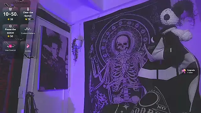 Dalia Vorhees online show from 10, 11, 2025