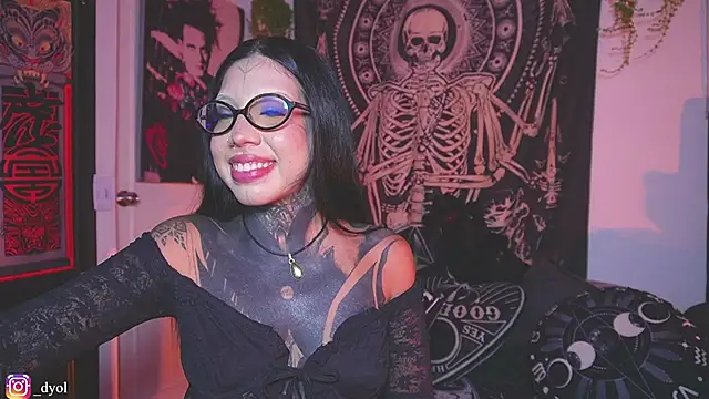 Dalia Vorhees online show from 12, 2, 2026