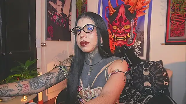 Snapshot of Dalia_Vorhees chatting on 15, 7, 2026 Dalia Vorhees online show from 15, 7, 2026
