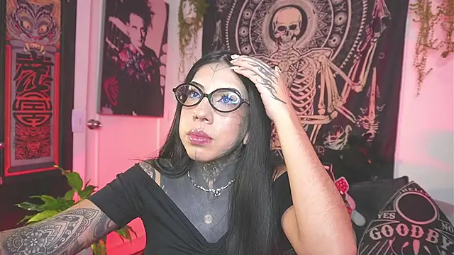 Snapshot of Dalia_Vorhees chatting on 2, 6, 2026 Dalia Vorhees online show from 2, 6, 2026
