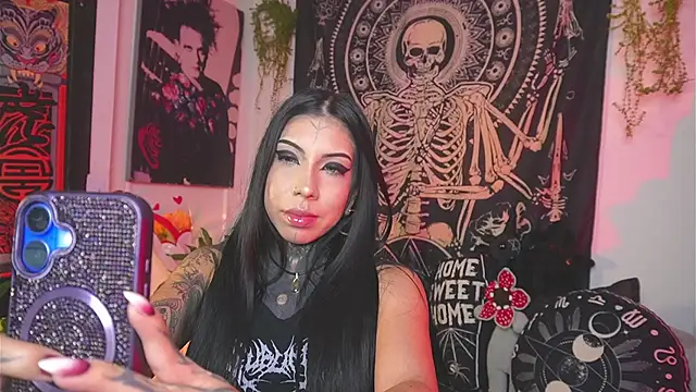 Snapshot of Dalia_Vorhees chatting on 9, 6, 2026 Dalia Vorhees online show from 9, 6, 2026