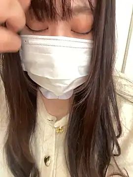 Snapshot of RIHO_riho_01 chatting on 26, 11, 2025 RIHO riho 01 online show from 26, 11, 2025