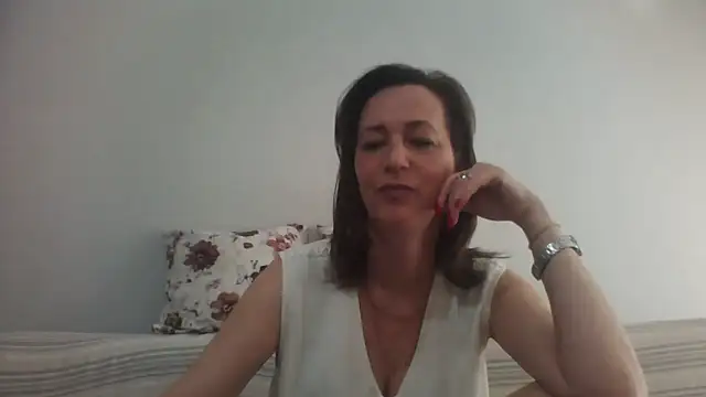 Snapshot of ArianaStarr chatting on 11, 5, 2026 ArianaStarr online show from 11, 5, 2026