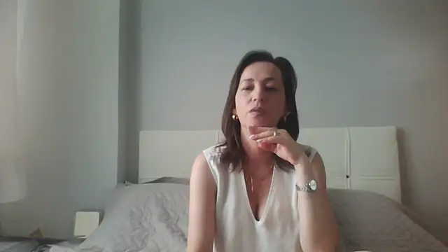 Snapshot of ArianaStarr chatting on 20, 5, 2026 ArianaStarr online show from 20, 5, 2026