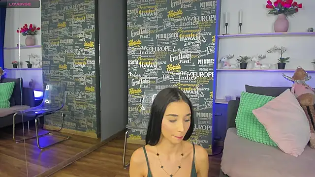 DemmiLove online show from 10, 1, 2026