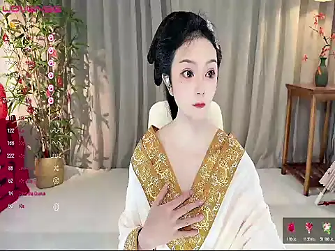 Snapshot of LuckyGirl_GeGe chatting on 27, 10, 2025 LuckyGirl GeGe online show from 27, 10, 2025