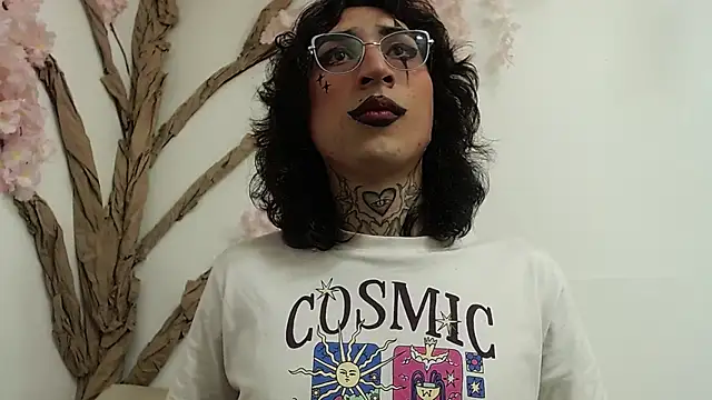 Sakura  Love  online show from 28, 10, 2025