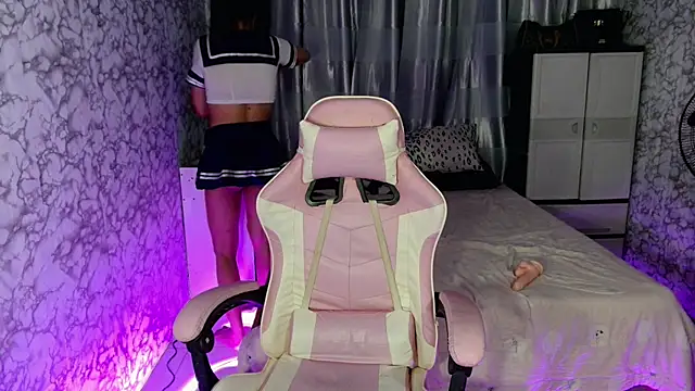  Lachica  online show from 11, 11, 2025