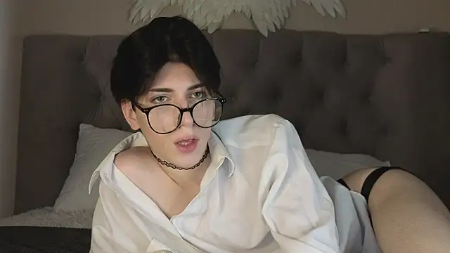 Oliver star boy  online show from 8, 1, 2026