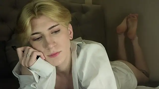 Snapshot of Oliver_star_boy_ chatting on 27, 4, 2026 Oliver star boy online show from 27, 4, 2026