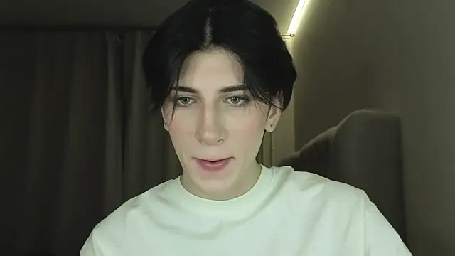 Oliver star boy  online show from 10, 3, 2026