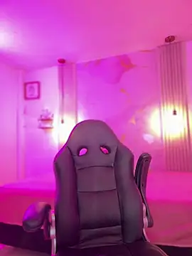 amber white15 online show from 20, 2, 2026