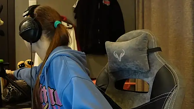 Softixq online show from 21, 11, 2025