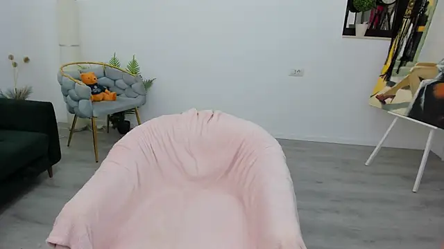 Arya Anna online show from 1, 11, 2025