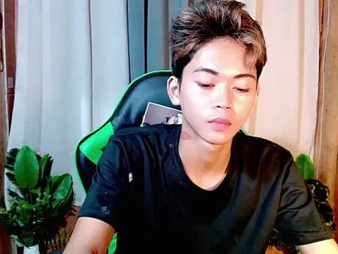 AsianCuteGuy21 online show from 23, 11, 2025