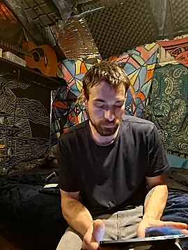 YourAddicted2 online show from 16, 12, 2025