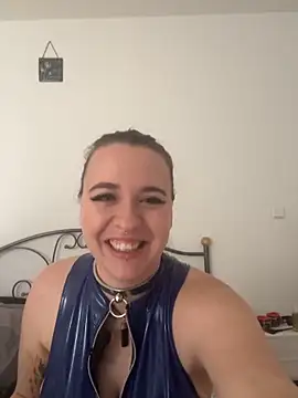 Snapshot of Latexaddictx_ chatting on 26, 10, 2025 Latexaddictx  online show from 26, 10, 2025