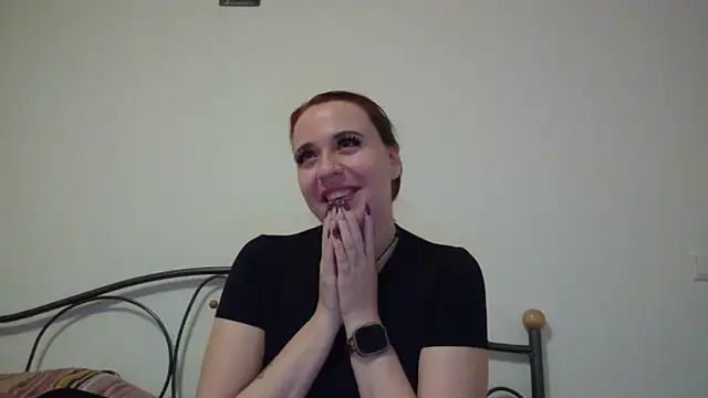 Latexaddictx  online show from 9, 11, 2025